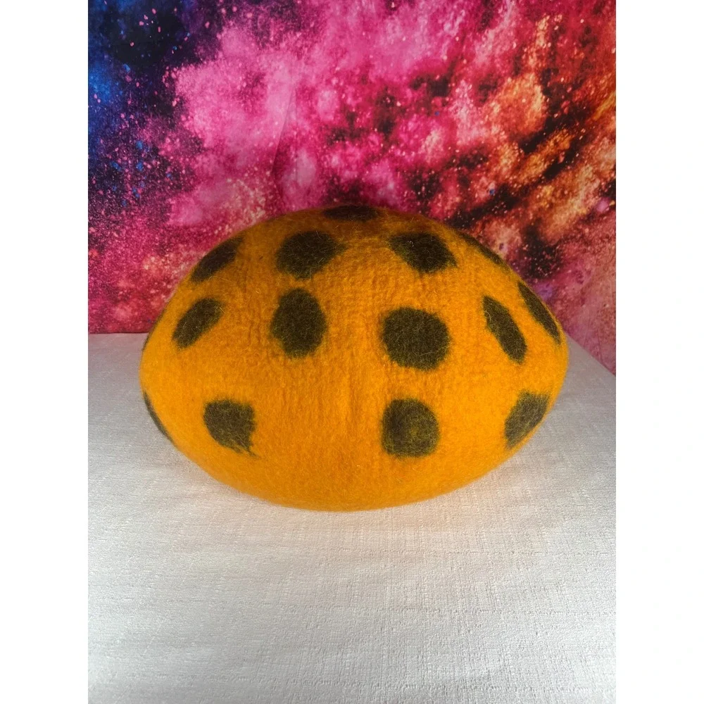 Alice&Wonderland Vibe Wool Felted Cat Cave